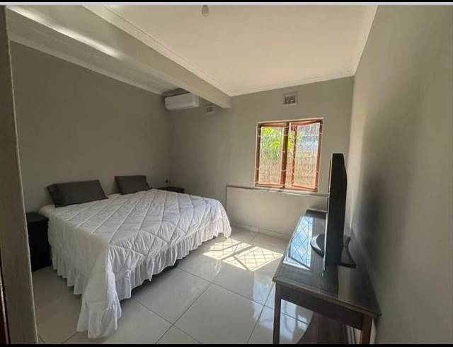 1 BEDROOM PROPERTY TO RENT IN BLUFF